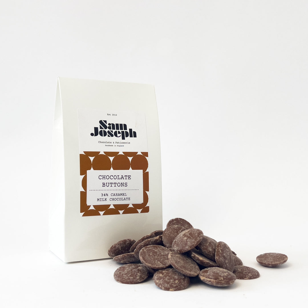 34% Caramel milk chocolate buttons