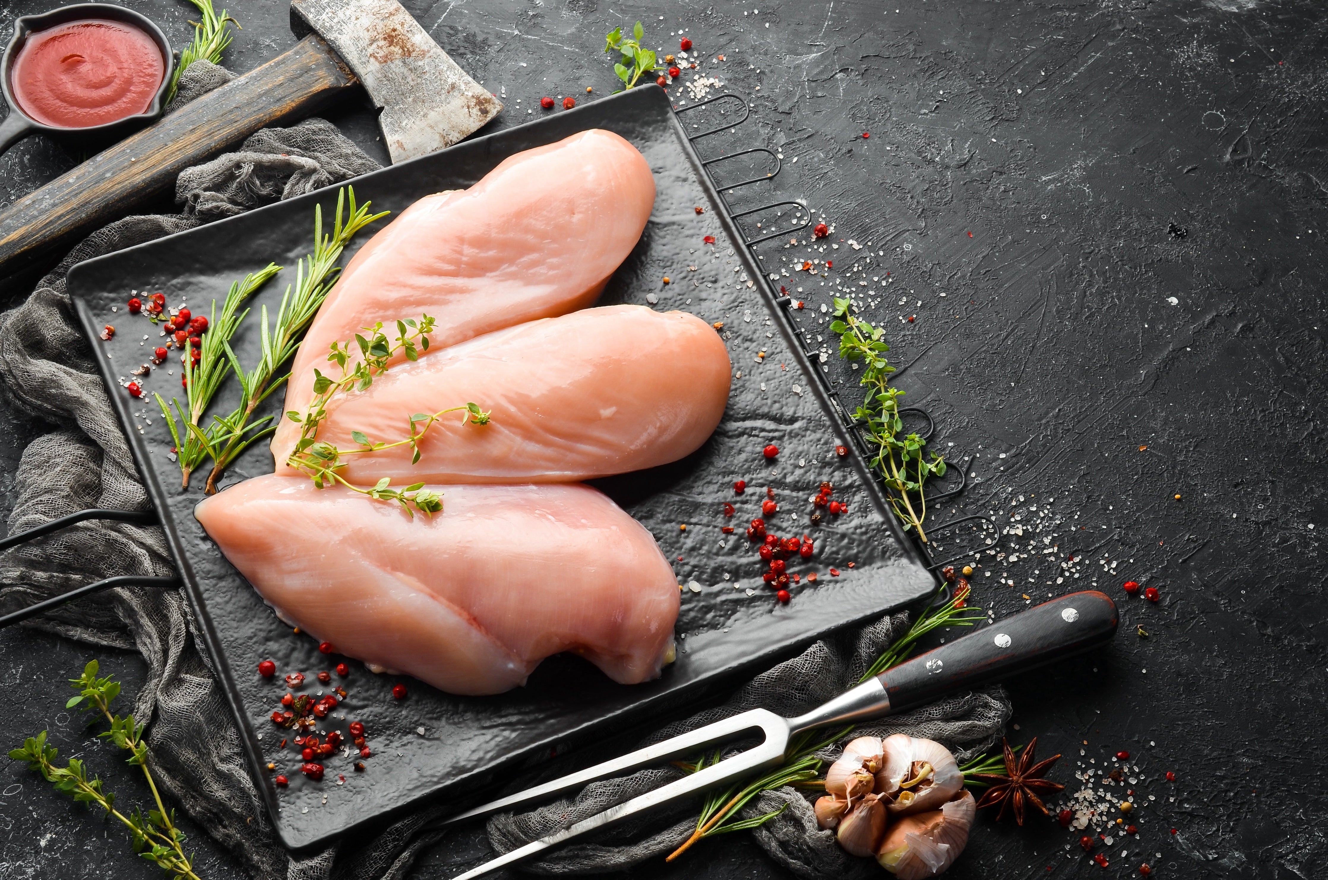 Creedy Carver - Outdoor Reared Chicken Breast Fillets, 600g | Farmfetch