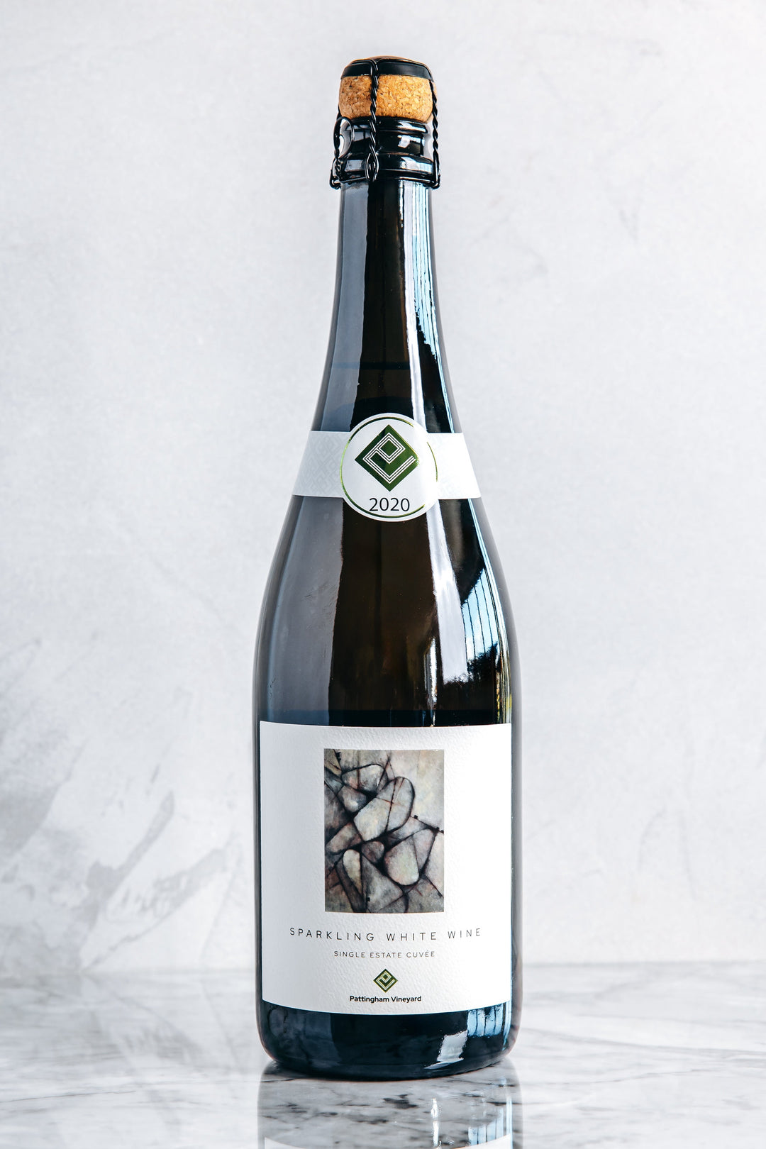 English Sparkling White 2021